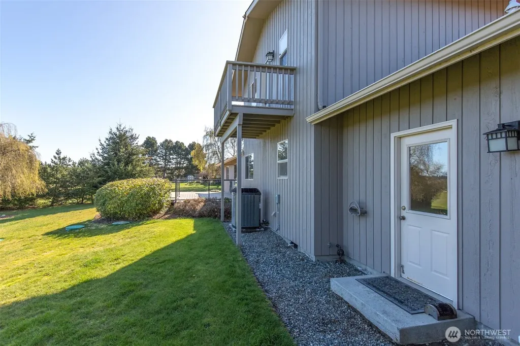 81 Bon Jon View Way Sequim WA 98382