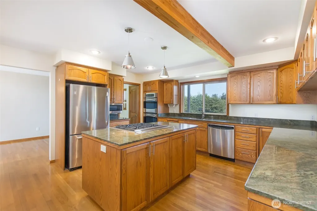 81 Bon Jon View Way Sequim WA 98382