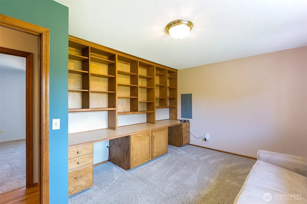 81 Bon Jon View Way Sequim WA 98382