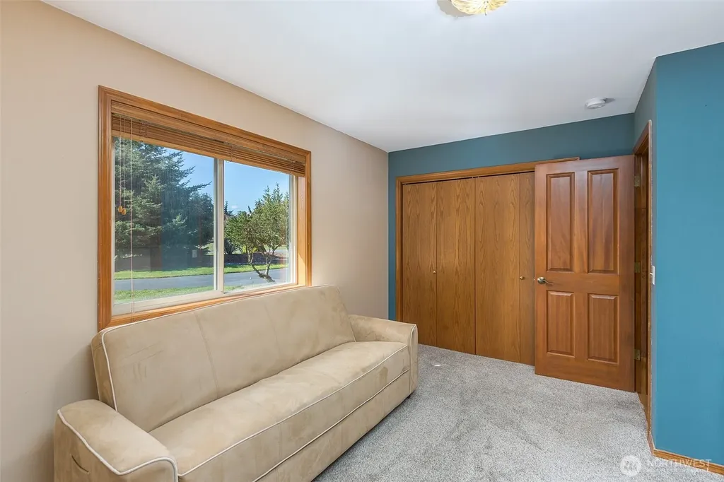 81 Bon Jon View Way Sequim WA 98382