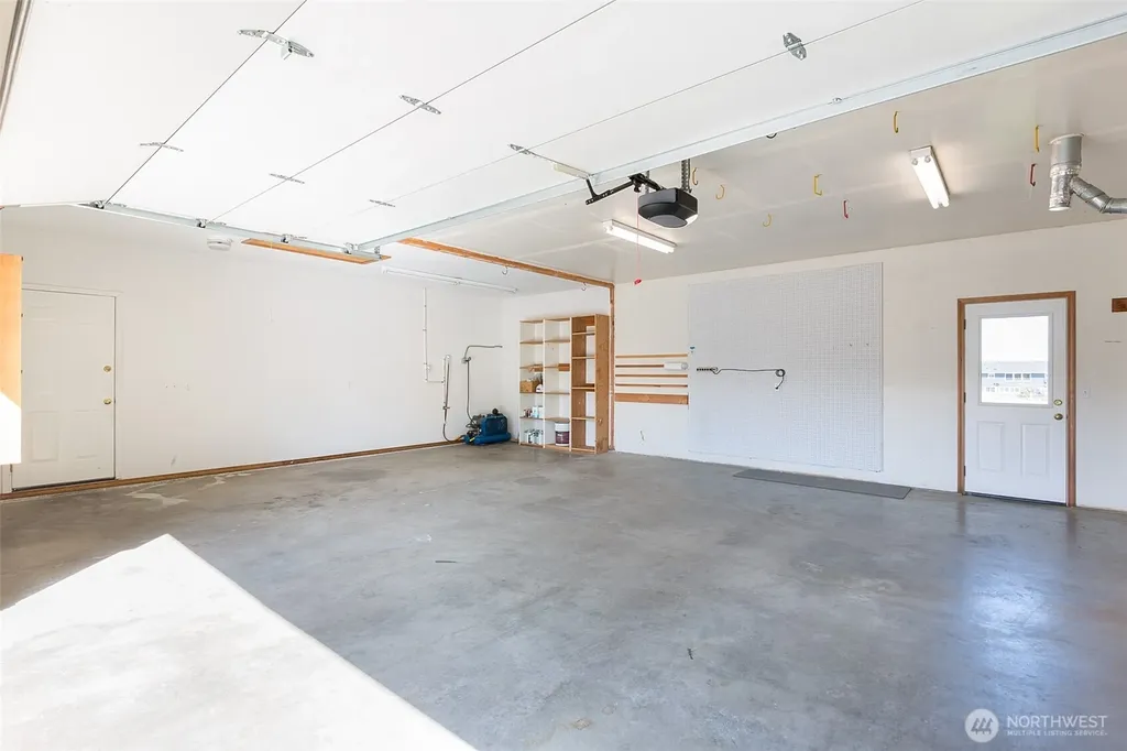 81 Bon Jon View Way Sequim WA 98382
