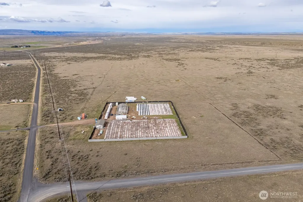 11061 NE Neppel Road Moses Lake WA 98804