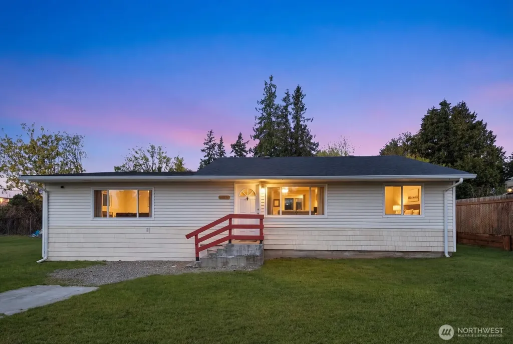 3206 S 221st Street Seatac WA 98198