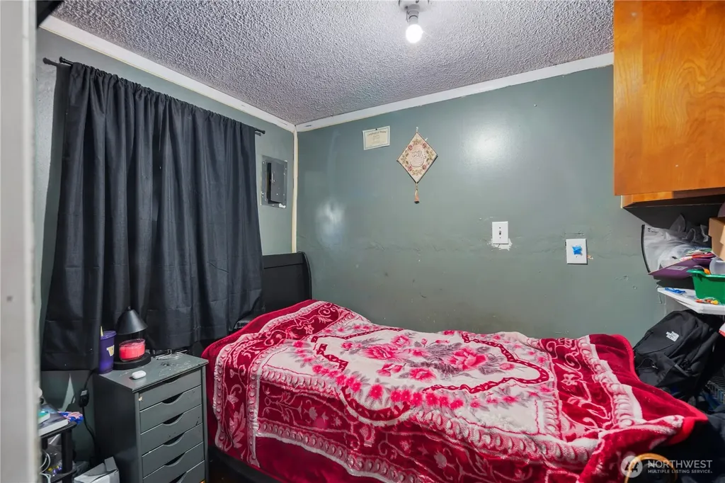3206 S 221st Street Seatac WA 98198