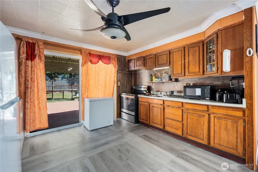 3206 S 221st Street Seatac WA 98198