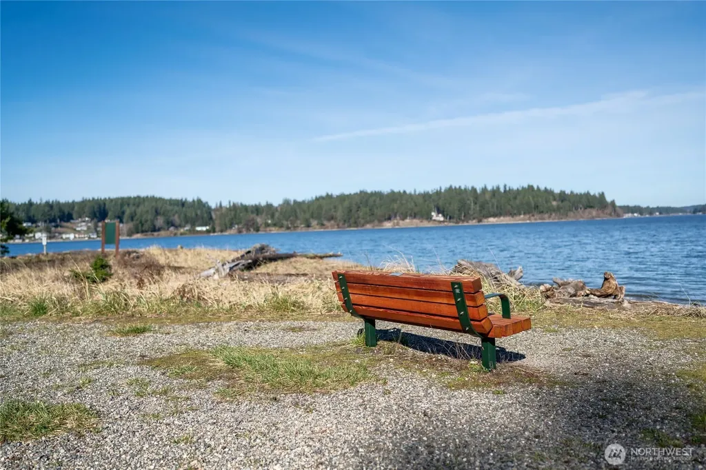 362 E Pointes Drive E Shelton WA 98584