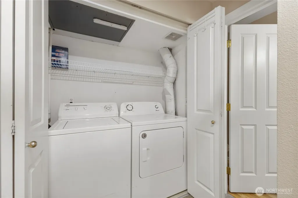 23321 60th Place S Kent WA 98032
