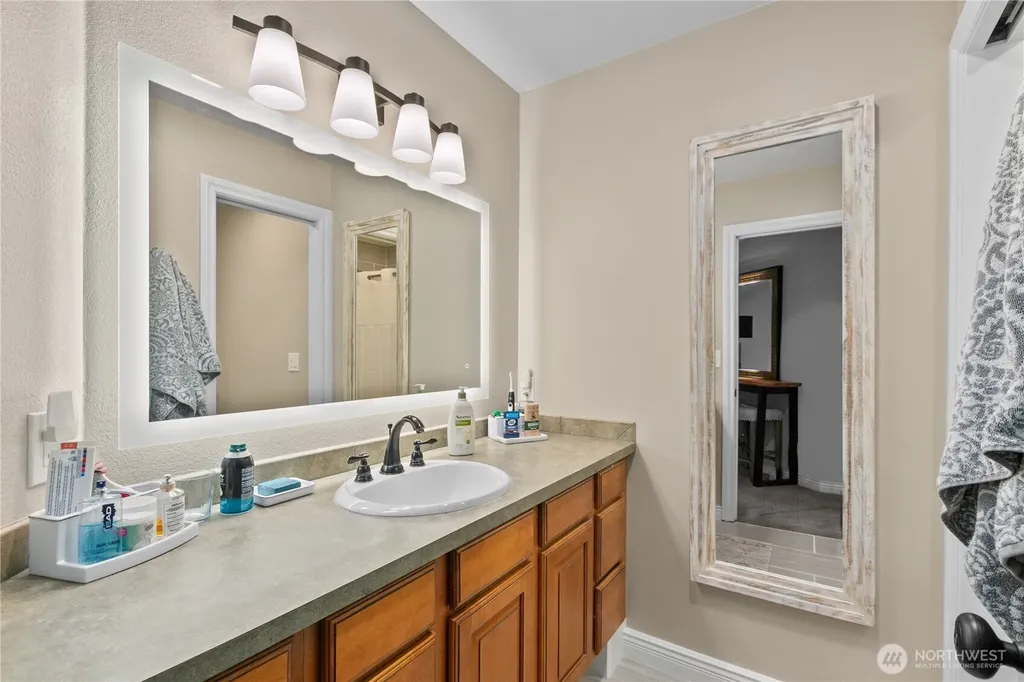 449 Island Green Way Lynden WA 98264