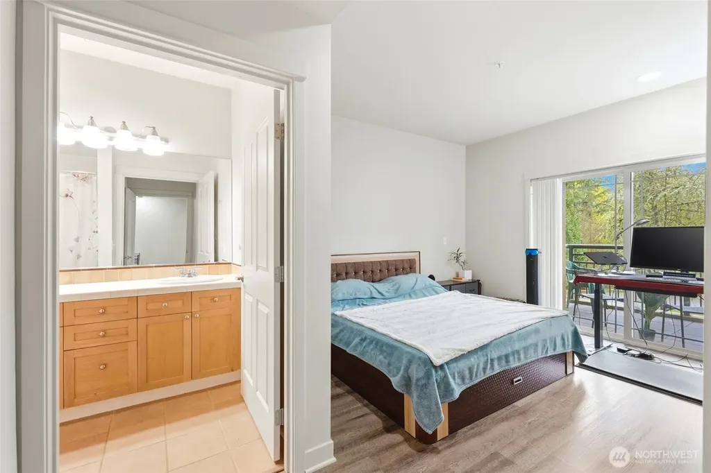 1000 Cabin Creek Lane SW Issaquah WA 98027