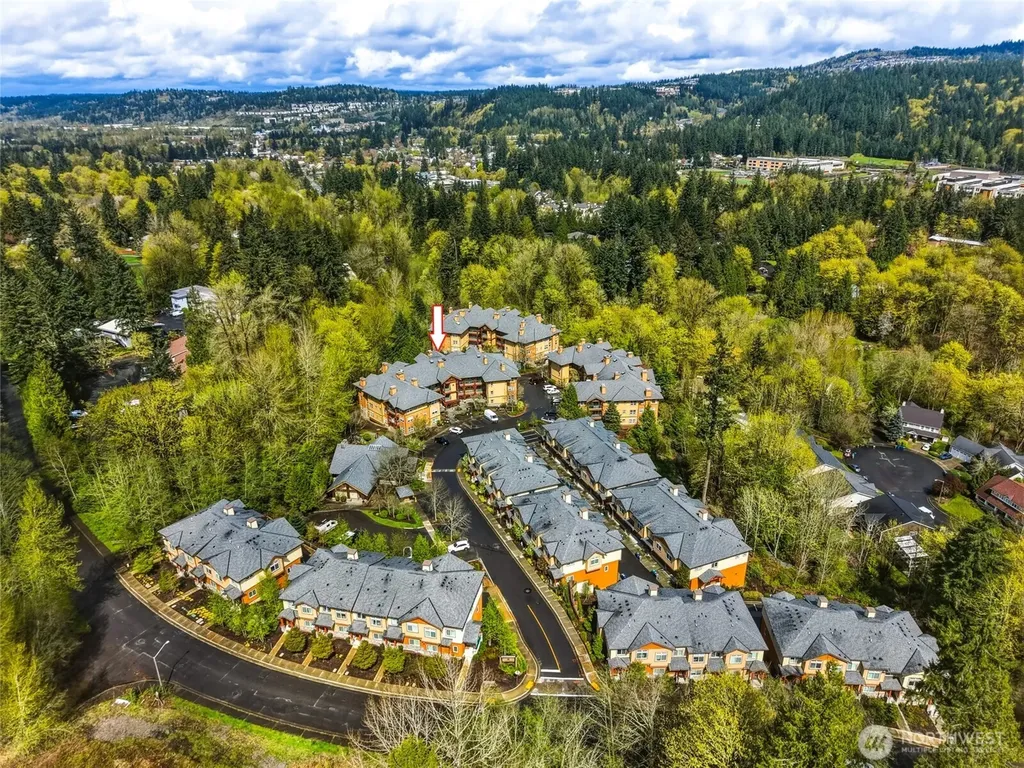 1000 Cabin Creek Lane SW Issaquah WA 98027