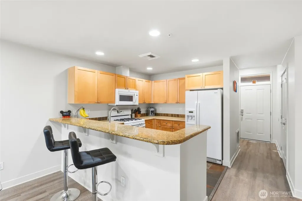 1000 Cabin Creek Lane SW Issaquah WA 98027