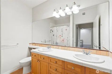 1000 Cabin Creek Lane SW Issaquah WA 98027