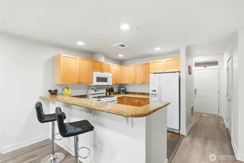 1000 Cabin Creek Lane SW Issaquah WA 98027