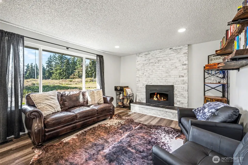 12211 109th Avenue Ct E Puyallup WA 98374