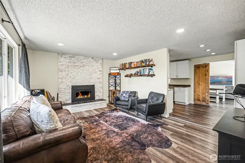 12211 109th Avenue Ct E Puyallup WA 98374