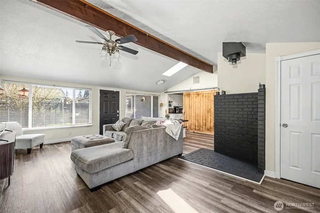 12211 109th Avenue Ct E Puyallup WA 98374