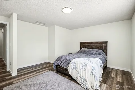 12211 109th Avenue Ct E Puyallup WA 98374