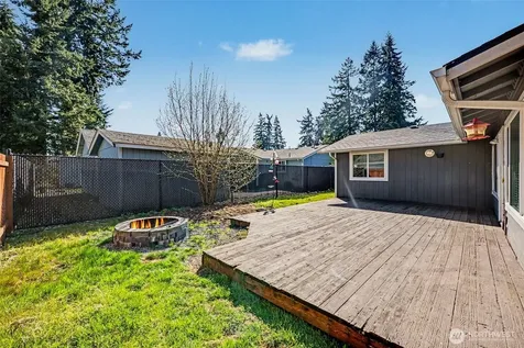 12211 109th Avenue Ct E Puyallup WA 98374