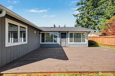 12211 109th Avenue Ct E Puyallup WA 98374