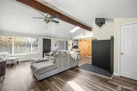 12211 109th Avenue Ct E Puyallup WA 98374