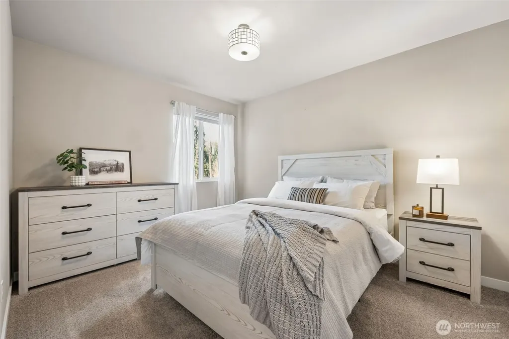 320 E Road Of Tralee Shelton WA 98584