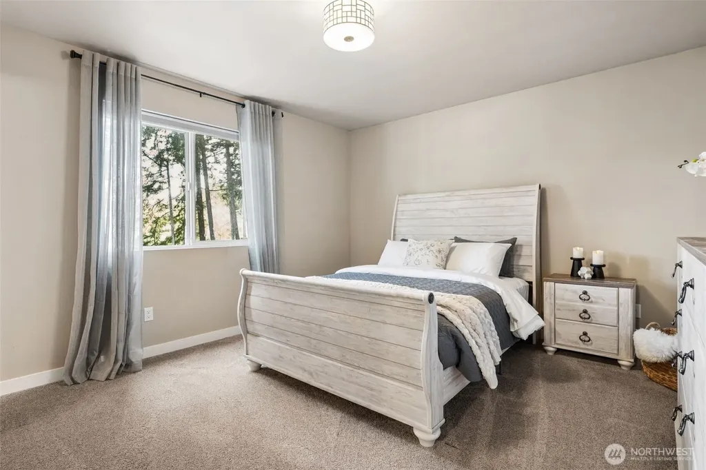 320 E Road Of Tralee Shelton WA 98584