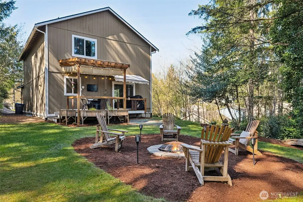 320 E Road Of Tralee Shelton WA 98584
