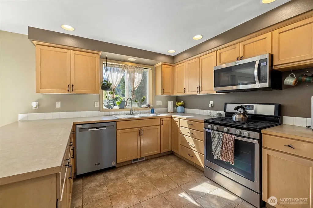 43610 Scenic River Court Concrete WA 98237