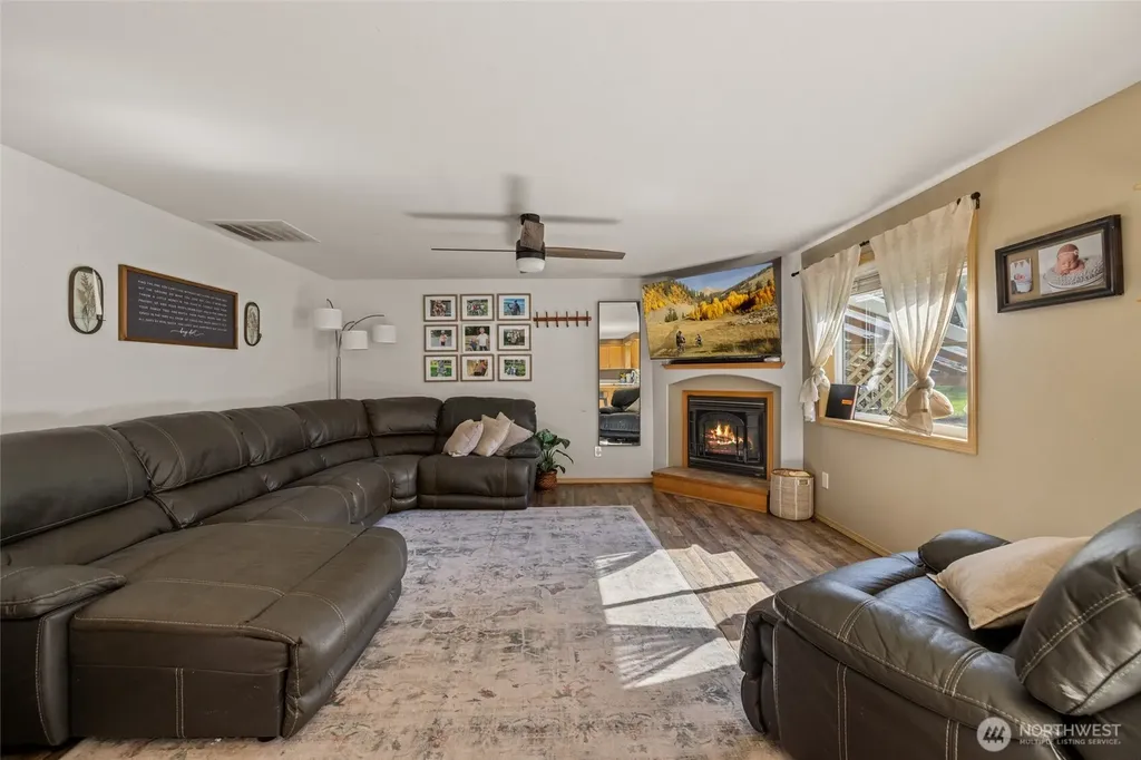 43610 Scenic River Court Concrete WA 98237
