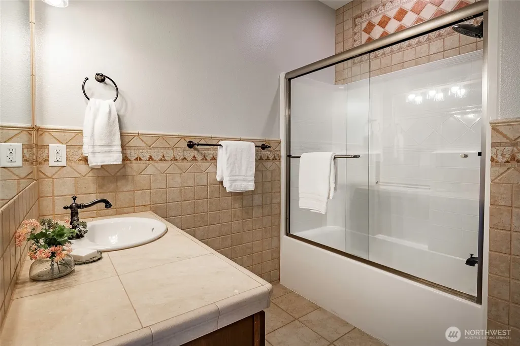 4448 Castlerock Drive Blaine WA 98230