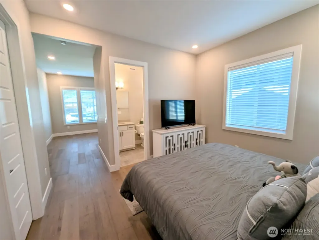15528 174th Avenue Ct E Bonney Lake WA 98391