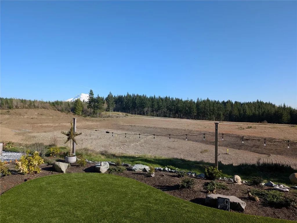 15528 174th Avenue Ct E Bonney Lake WA 98391