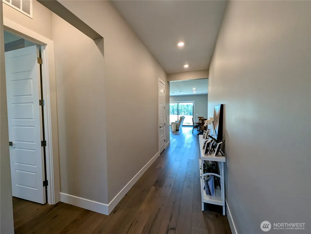 15528 174th Avenue Ct E Bonney Lake WA 98391