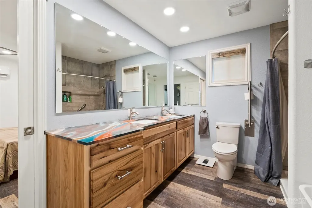 1101 Turkey Road NW Olympia WA 98502