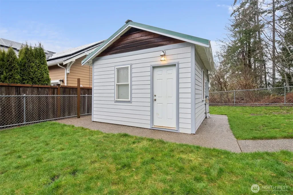 1101 Turkey Road NW Olympia WA 98502