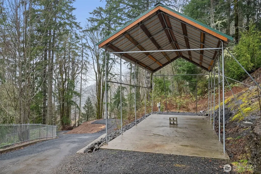 1101 Turkey Road NW Olympia WA 98502