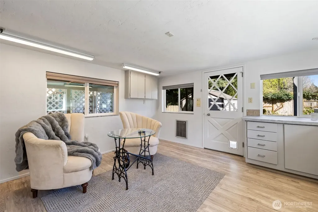 14225 104th Avenue NE Kirkland WA 98034