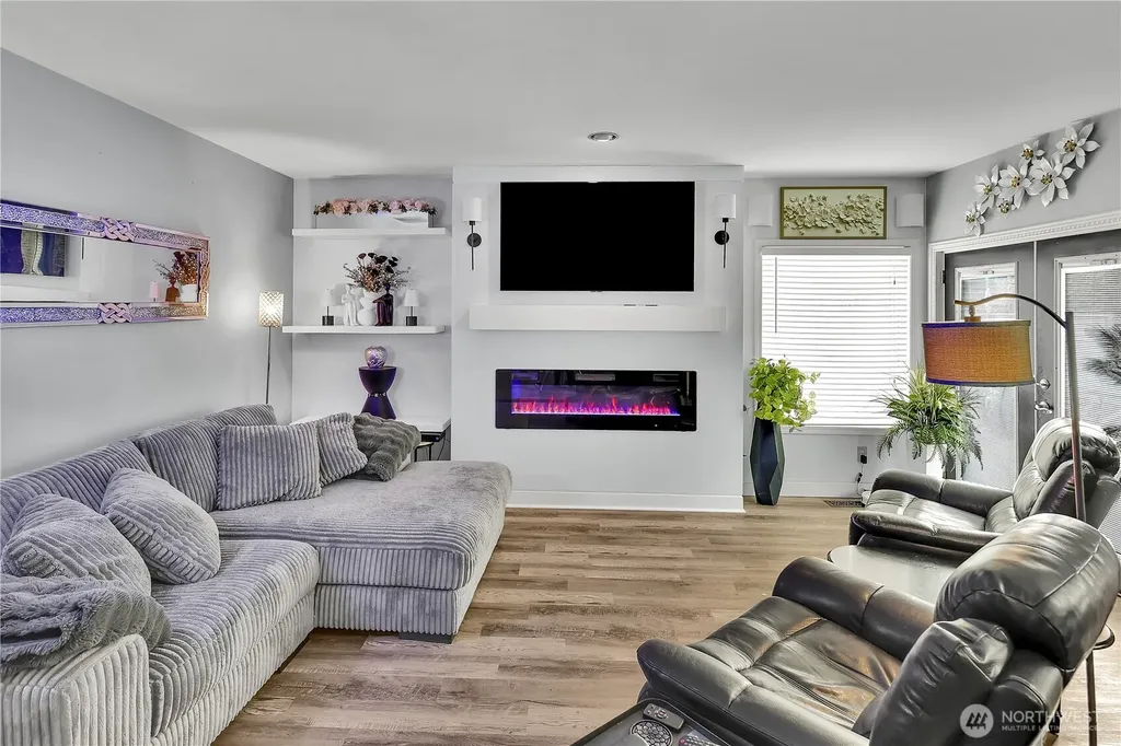 3214 17th Street Place SE Puyallup WA 98374