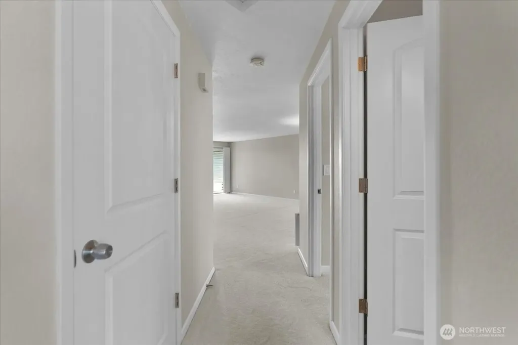 9815 Holly Drive Everett WA 98204