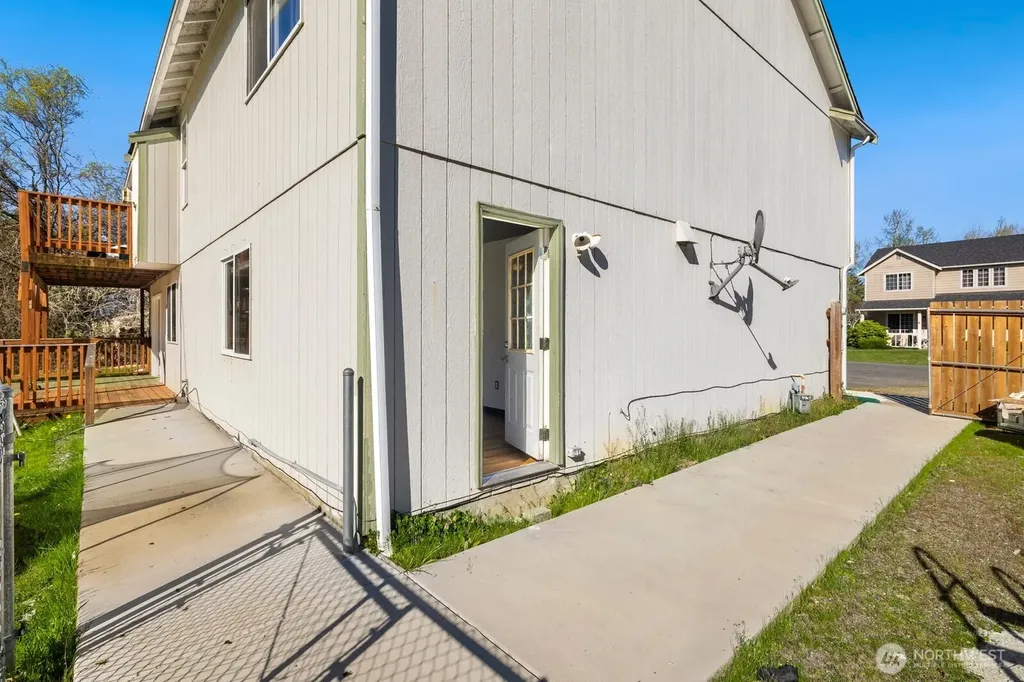23008 56th Avenue E Spanaway WA 98387