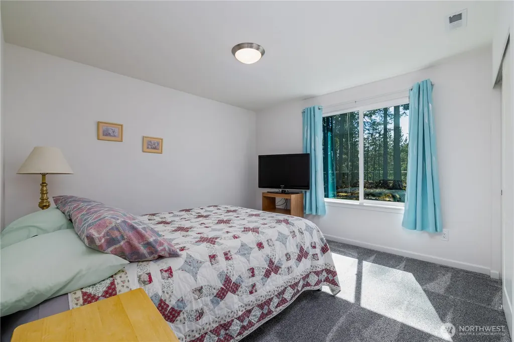 331 E Little Bear Lane Shelton WA 98584