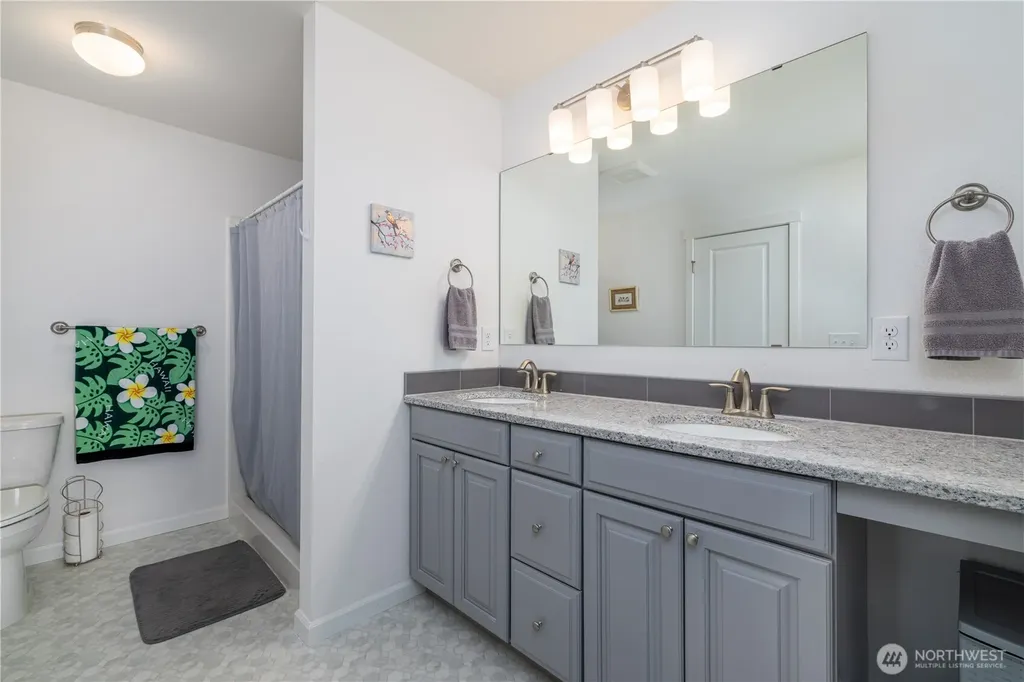 331 E Little Bear Lane Shelton WA 98584