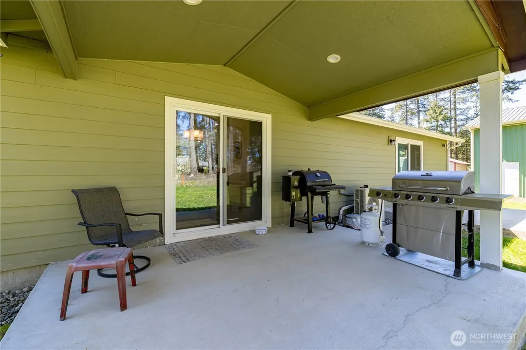 331 E Little Bear Lane Shelton WA 98584