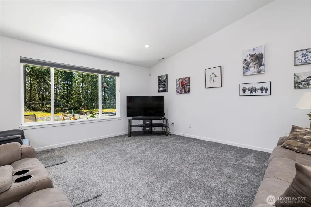 331 E Little Bear Lane Shelton WA 98584