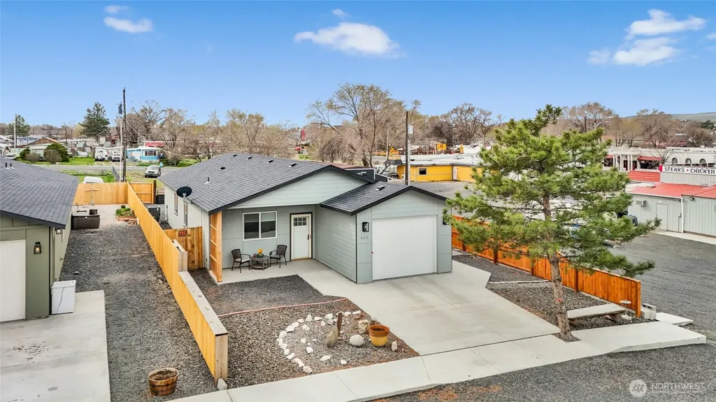 423 2nd Avenue SE Soap Lake WA 98851