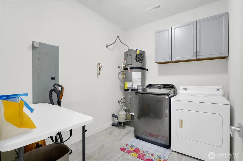 423 2nd Avenue SE Soap Lake WA 98851
