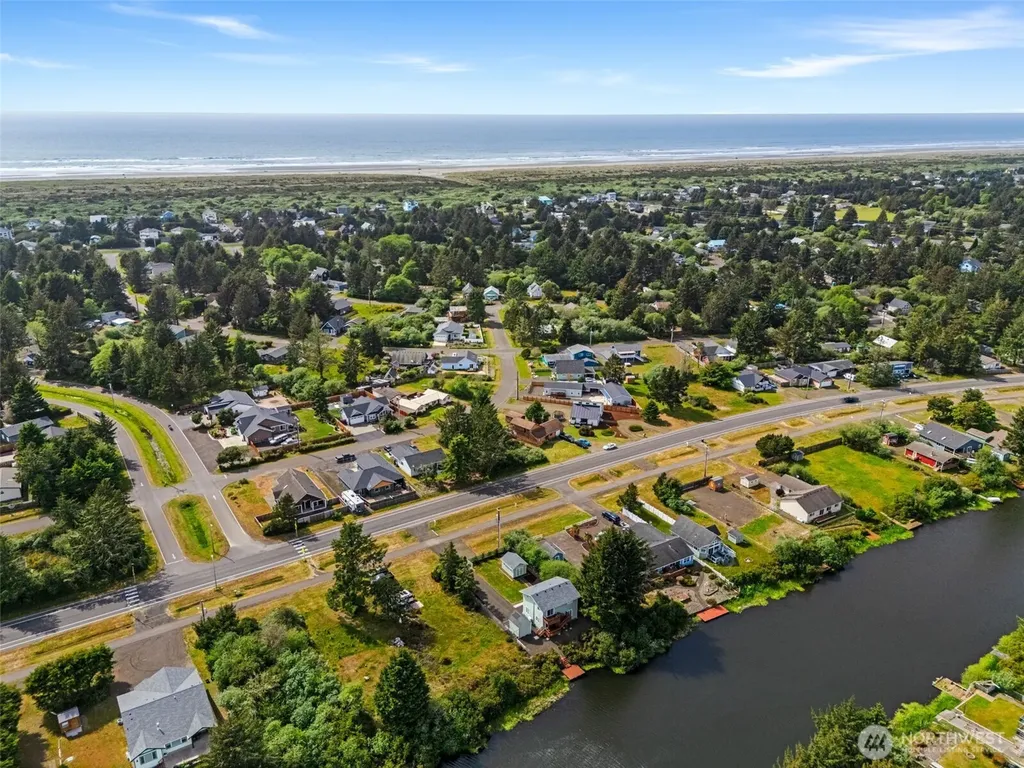 286 Point Brown Avenue SE Ocean Shores WA 98569