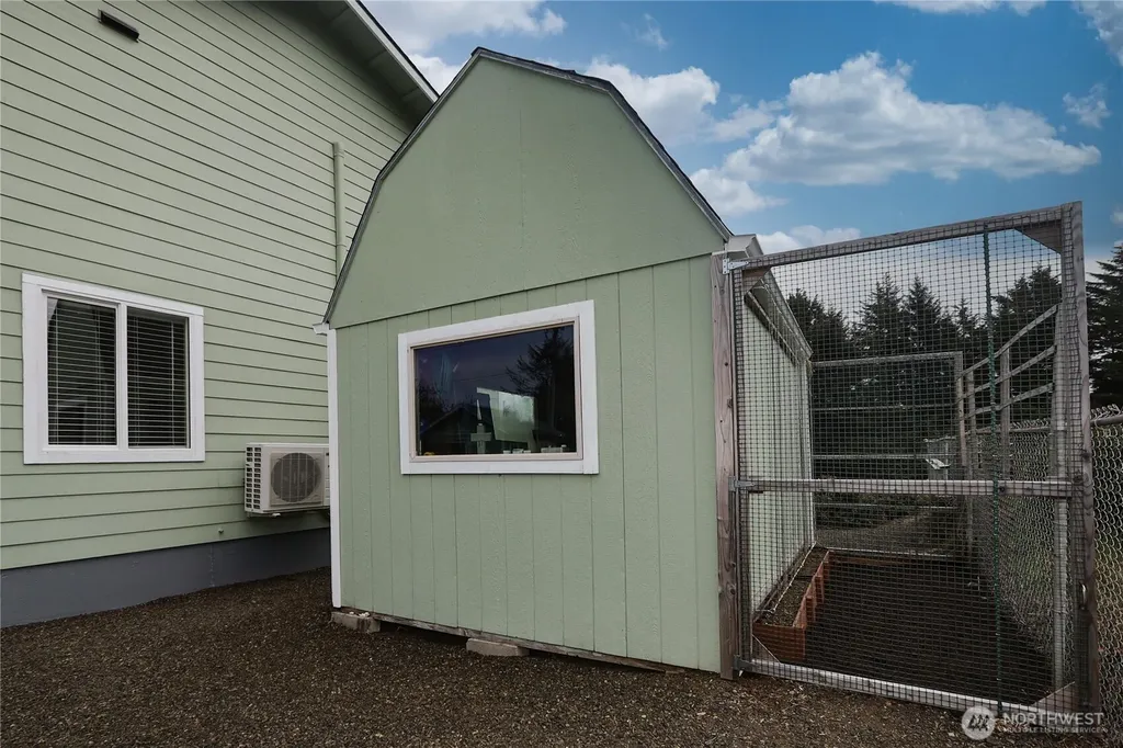 286 Point Brown Avenue SE Ocean Shores WA 98569