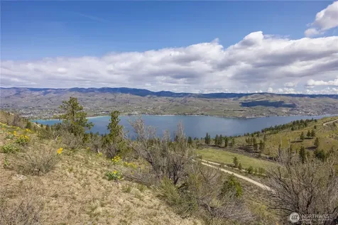 1 Bear Mountain Road Chelan WA 98816