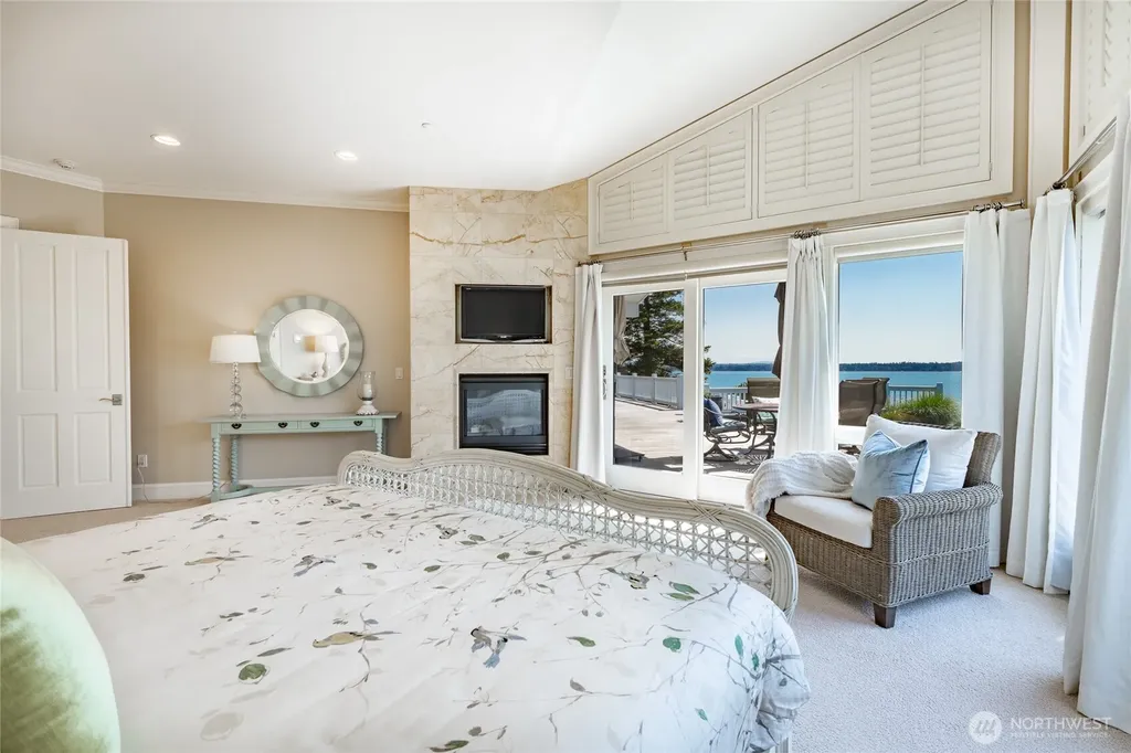 5685 Nakat Way Blaine WA 98230